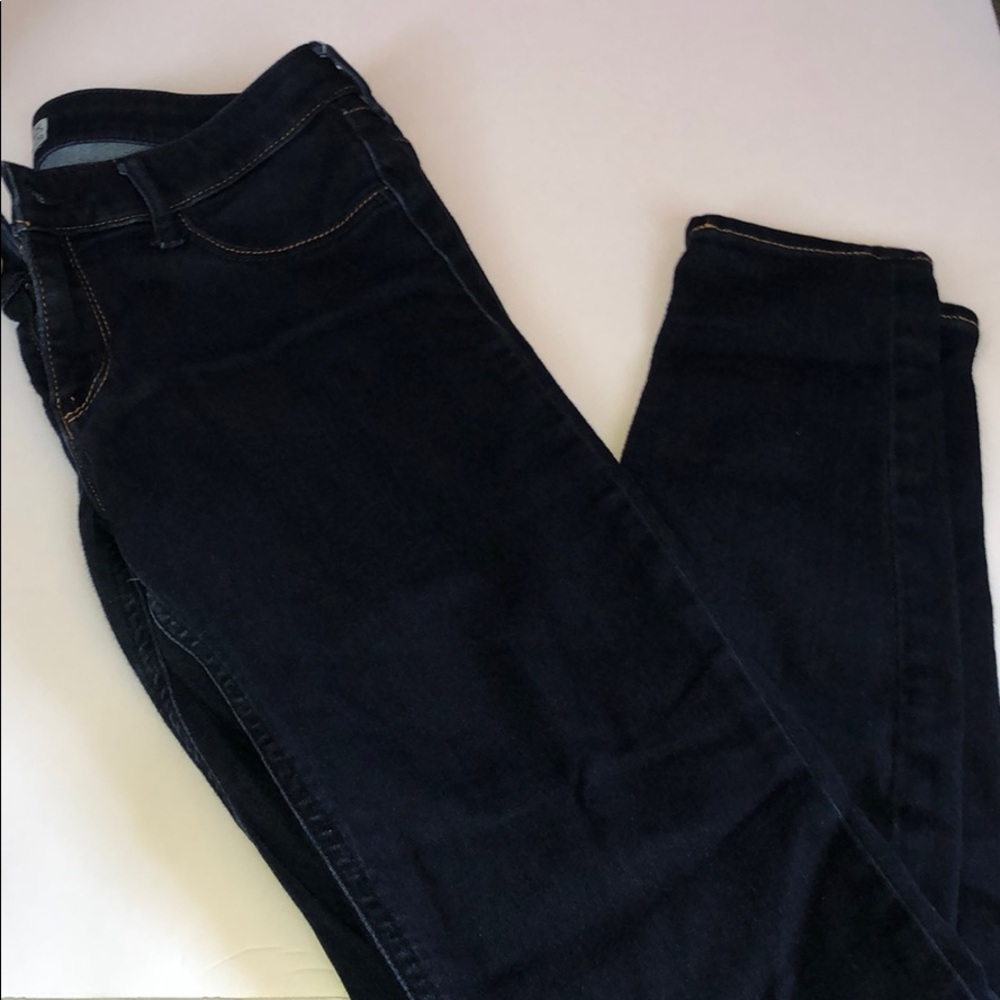 Hollister jeans. Never worn.